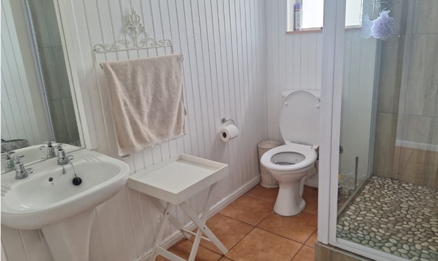 4 Bedroom Property for Sale in Stilbaai Wes Western Cape